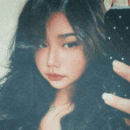 Jeri Elaine testimonial for DKLT Designs. Co-Founder at BloodlineX Esports praising clean and professional branding.